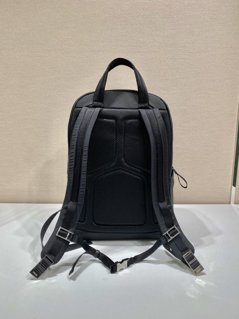 Pra*a backpacks